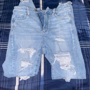 American Eagle Ripped Skinny Jeans